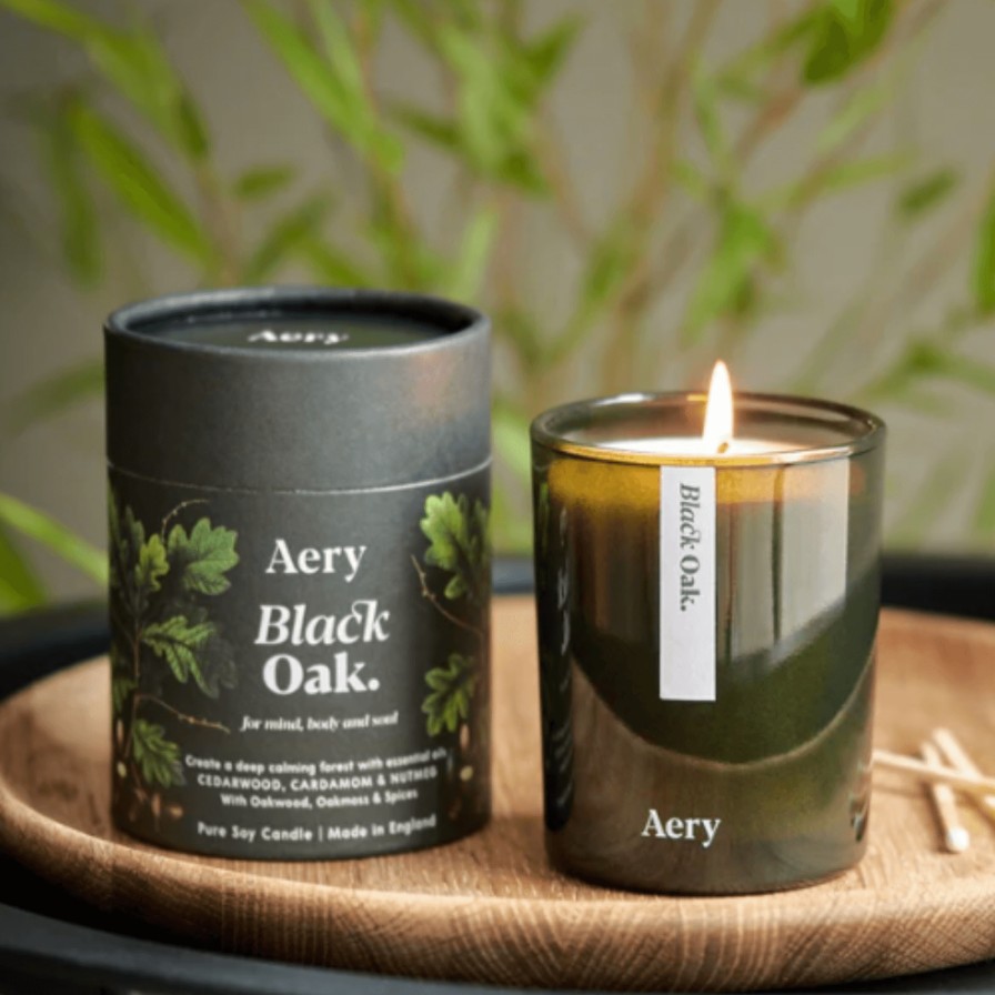 Aery Aery Black Oak Scented Candle - Cedarwood Cardamom And Nutmeg Clearance