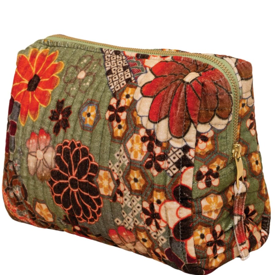 Powder Powder 70S Kaleidoscope Floral Quilted Printed Velvet Wash Bag - Green Best