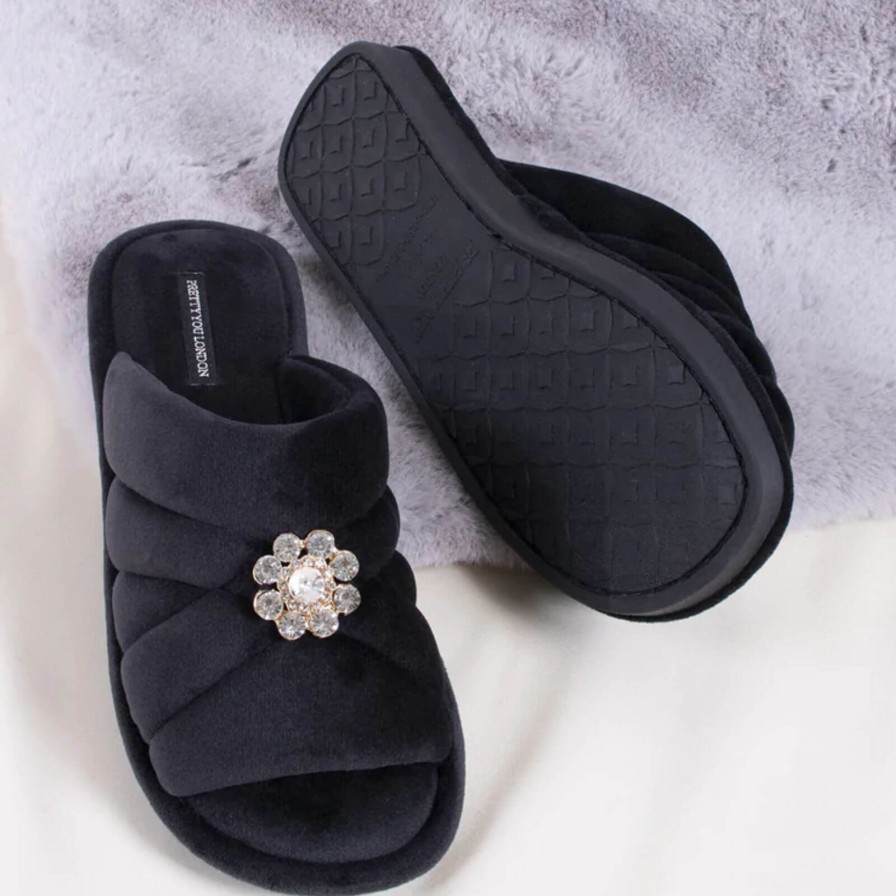 Bejeweled At Soul Faye Black Brooch Slippers New