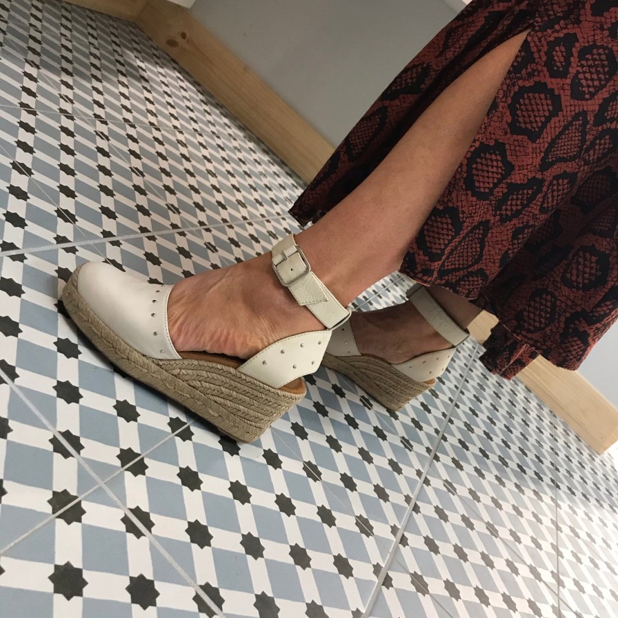 Unisa Unisa Cliver Leather Wedges - Ivory New