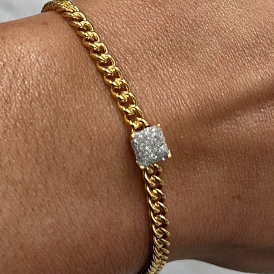 Rebecca Jolie Rebecca Jolie Diamond Dust Boxy Pendant Gold Curb Chain Bracelet Online