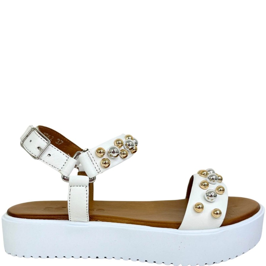 Adesso Adesso Chloe Sandals - White Online